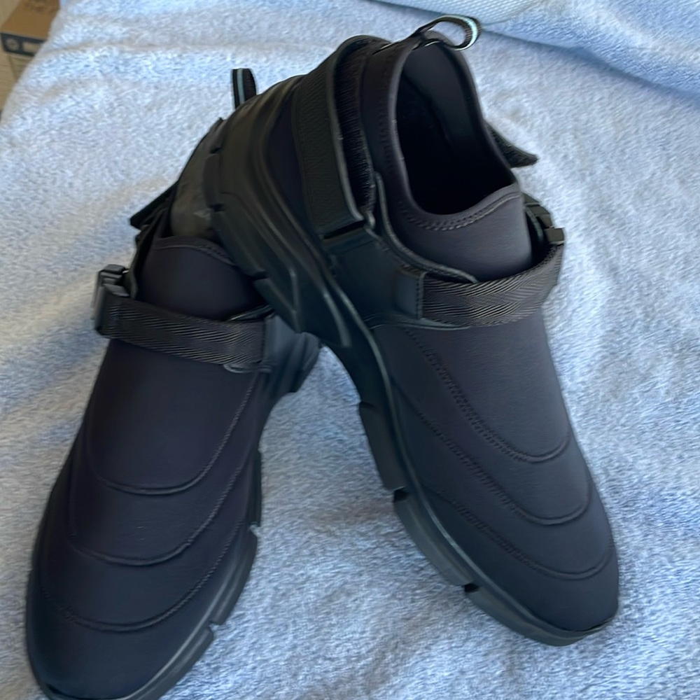 Prada - Slip on black sneaker NIB size 9 US
